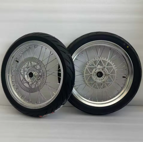 Surron Ultra Bee Super Motos